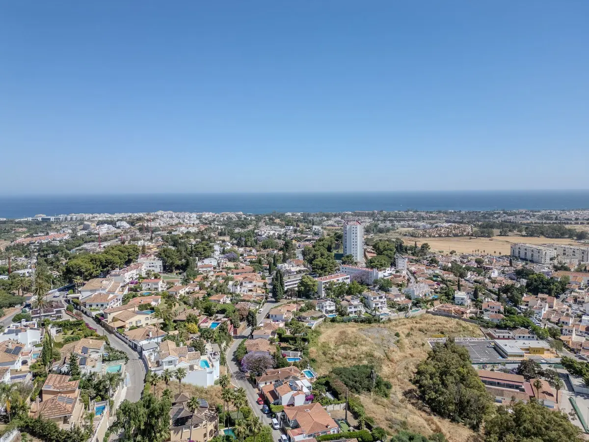 Detached Villa in Nueva Andalucía