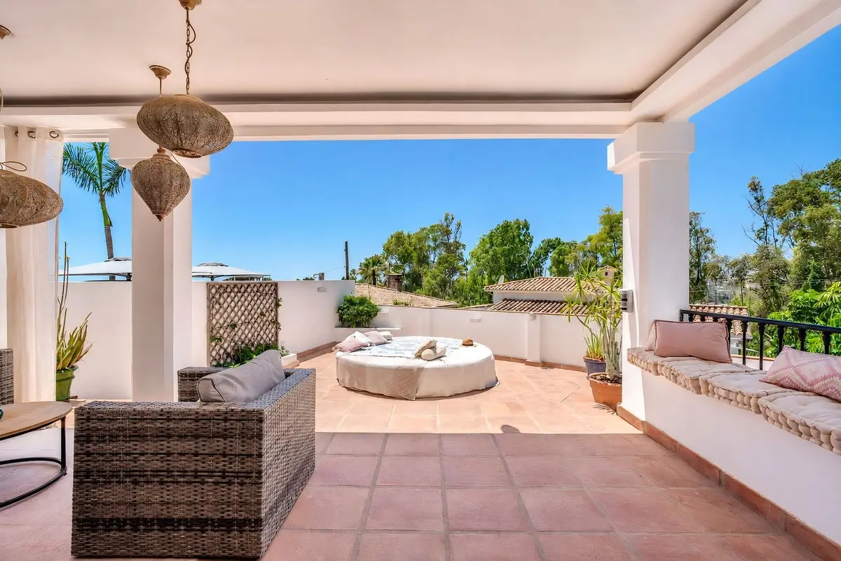 Detached Villa in Nueva Andalucía