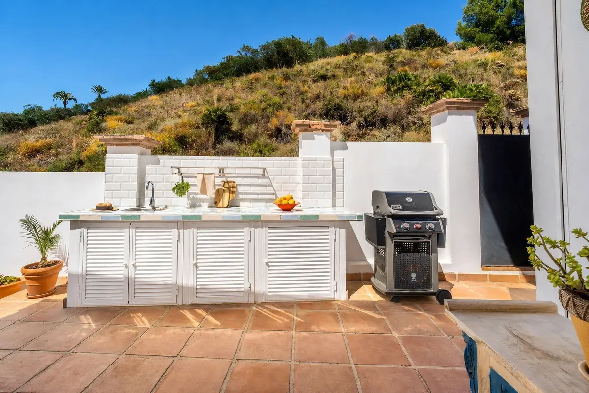 Detached Villa in Nueva Andalucía