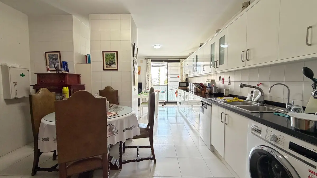 Middle Floor Apartment in Marbella