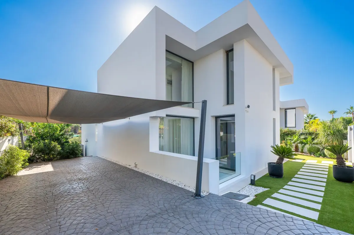 Detached Villa in Estepona