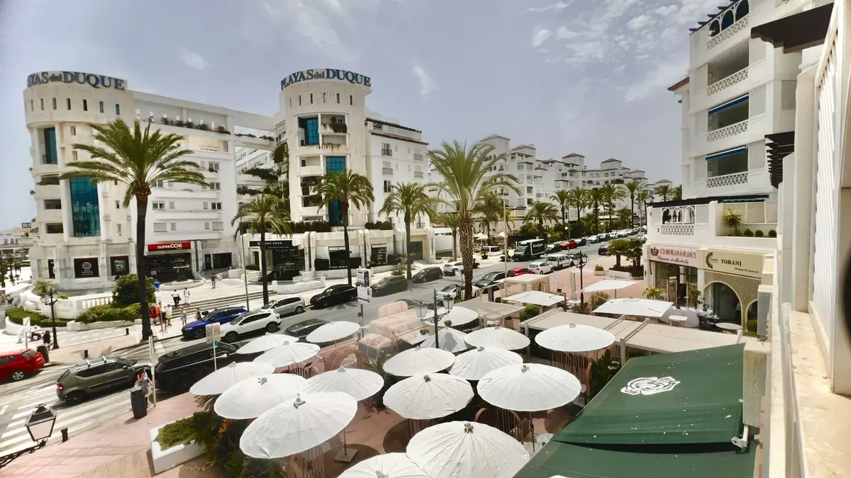 Middle Floor Apartment in Puerto Banús