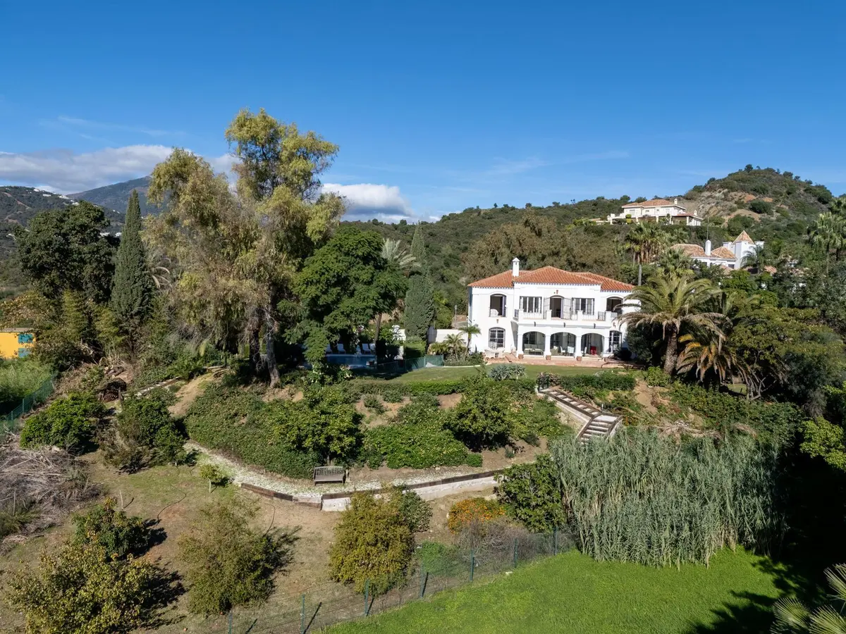 Detached Villa in Nueva Andalucía