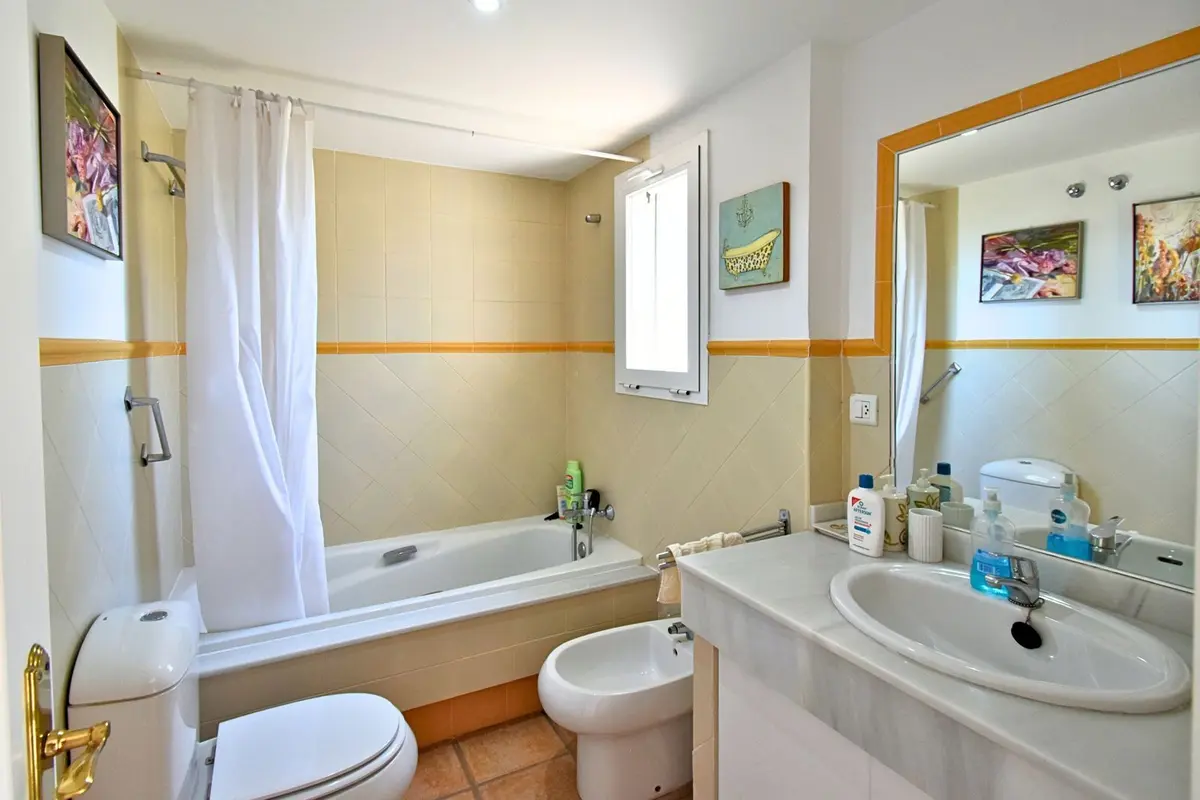 Semi-Detached House in Guadalmina Alta