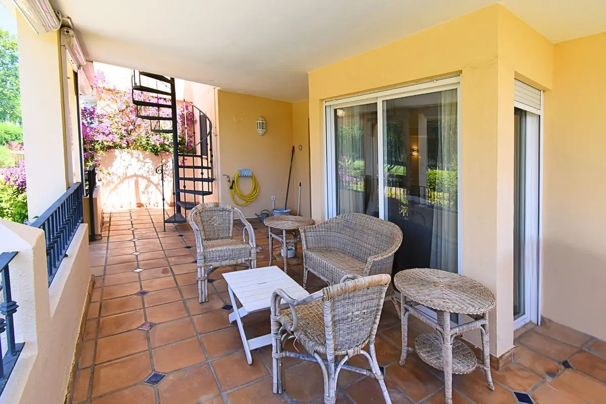 Semi-Detached House in Guadalmina Alta