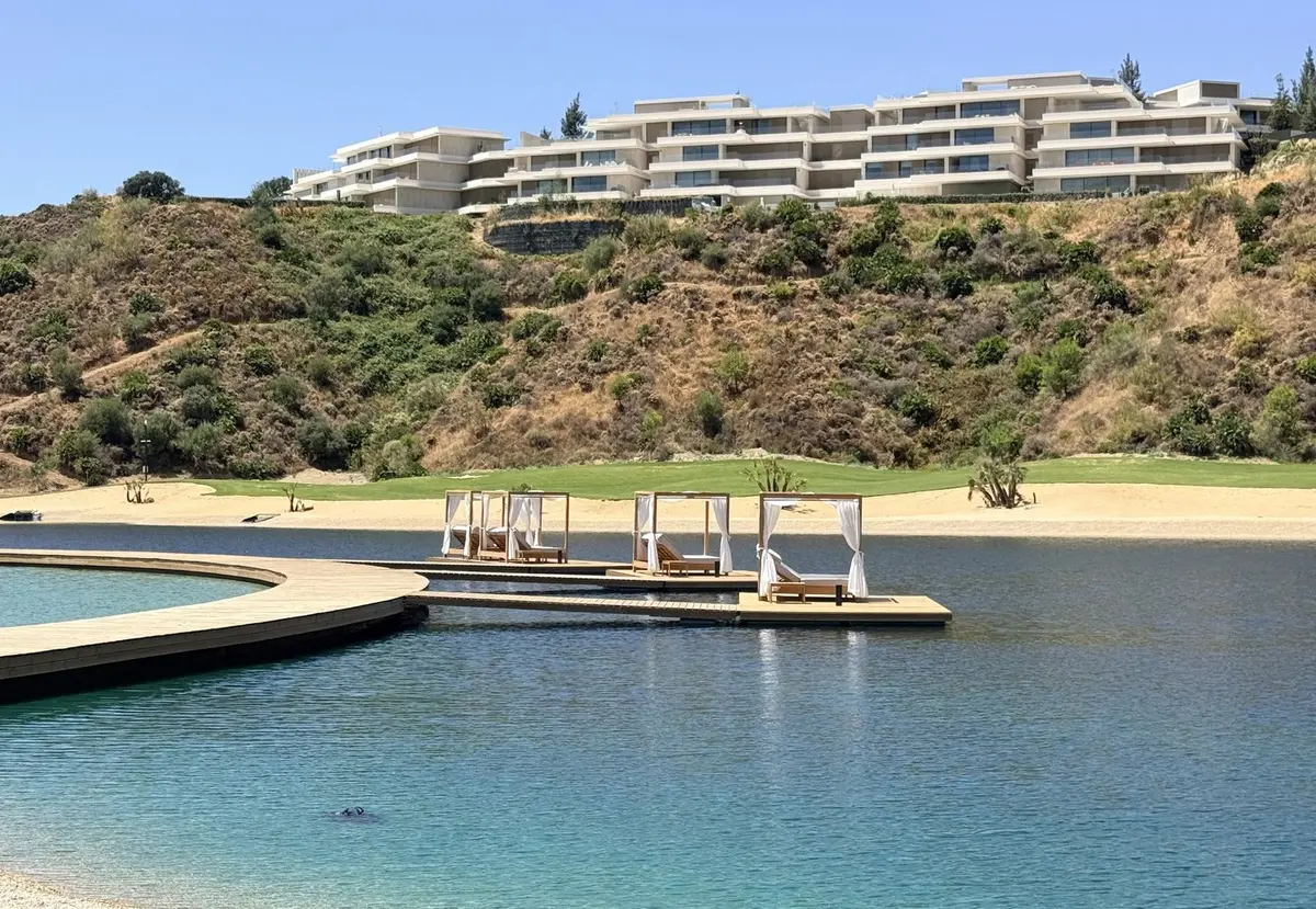Middle Floor Apartment in Benahavís