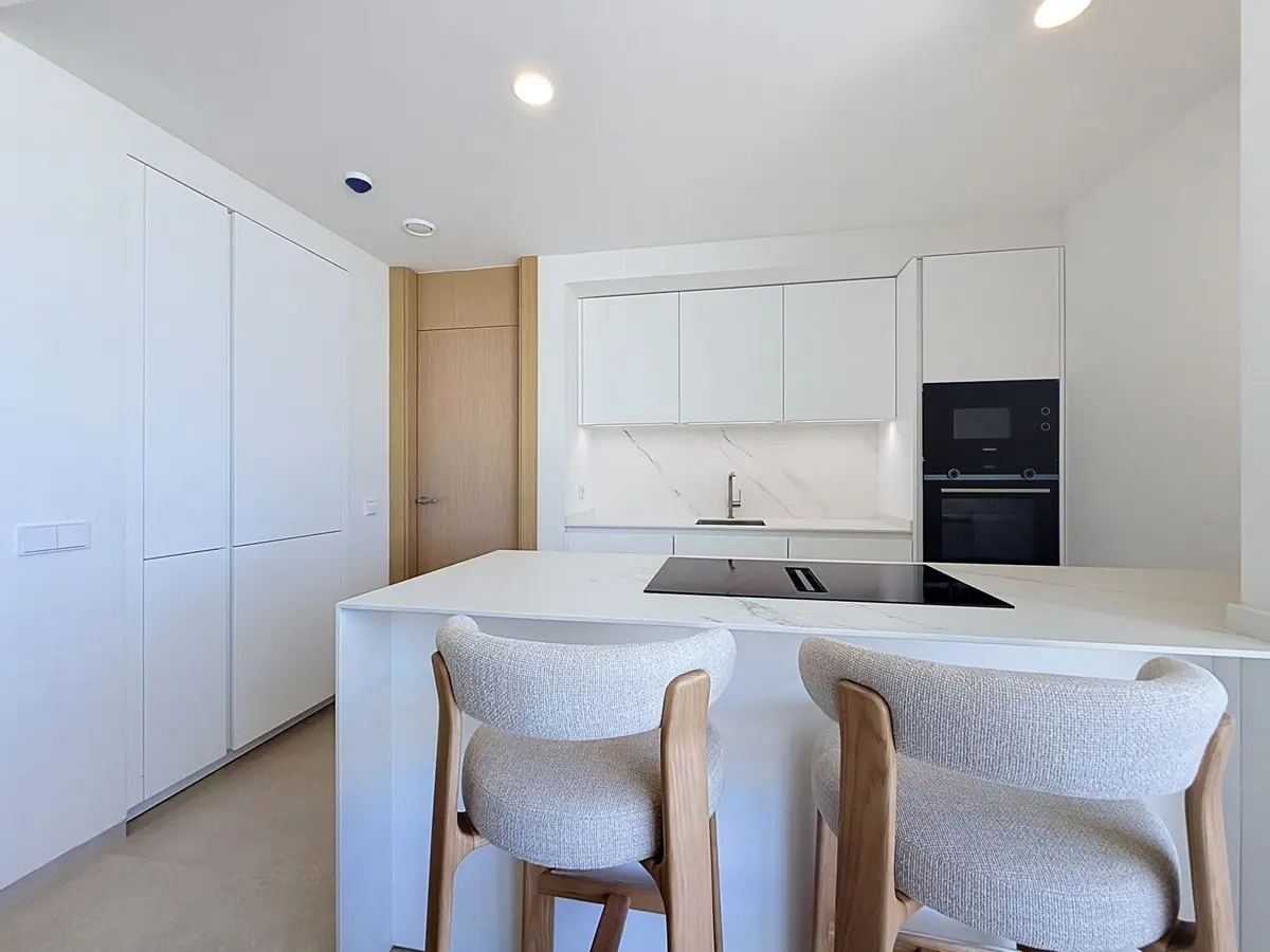 Middle Floor Apartment in Benahavís