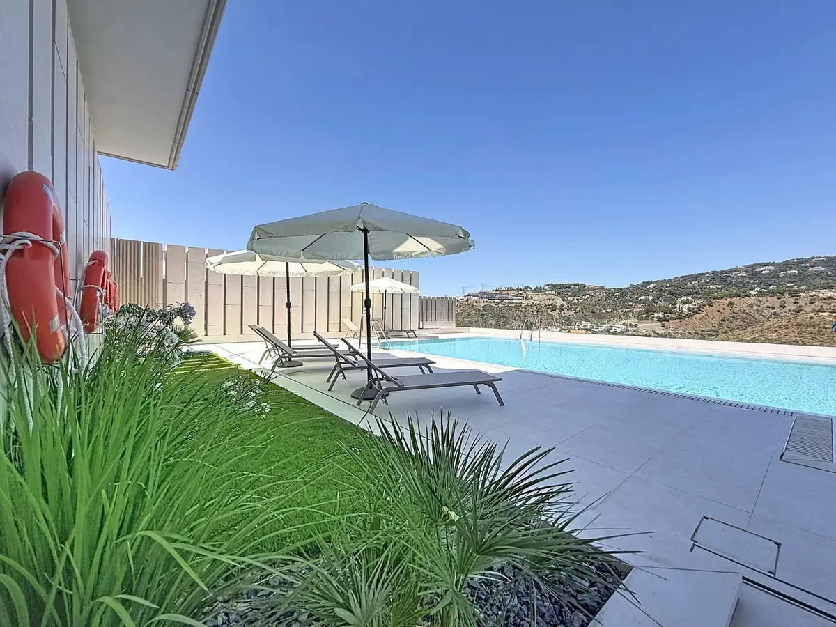 Middle Floor Apartment in Benahavís