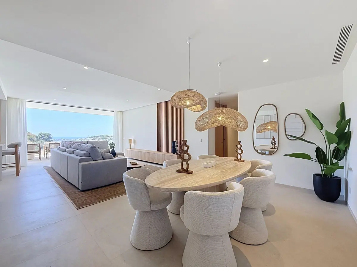 Middle Floor Apartment in Benahavís