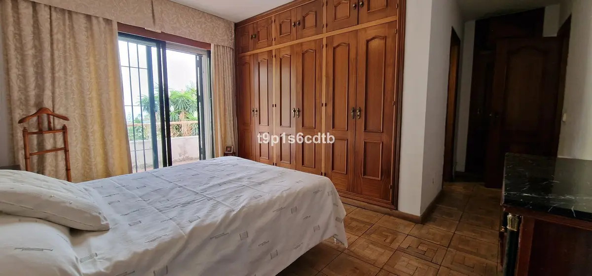 Detached Villa in Marbella