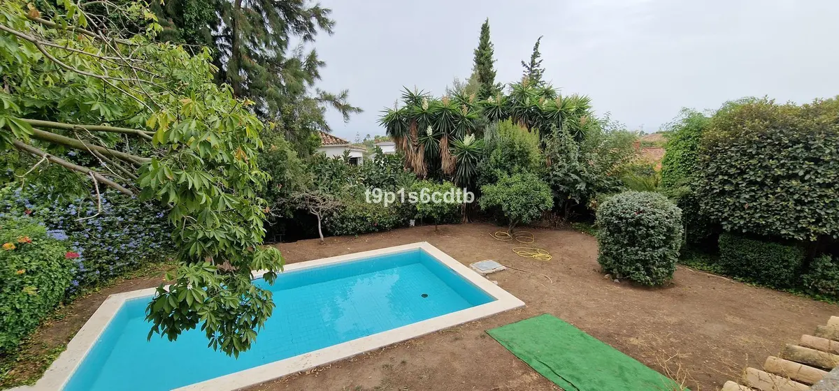 Detached Villa in Marbella