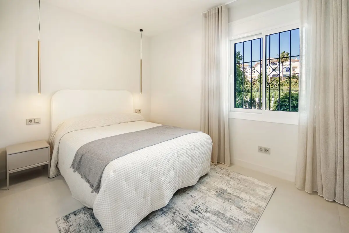 Ground Floor Apartment in Nueva Andalucía