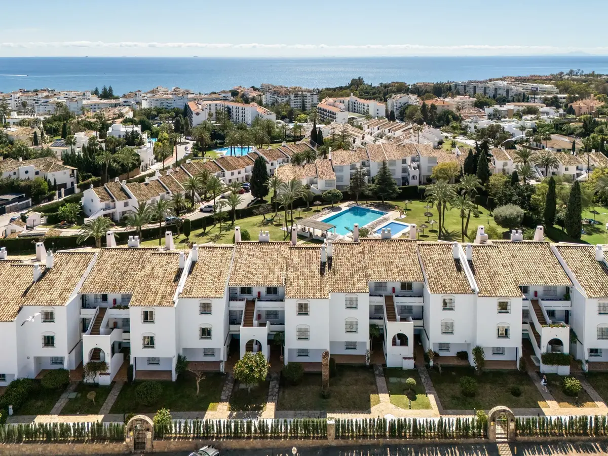 Ground Floor Apartment in Nueva Andalucía