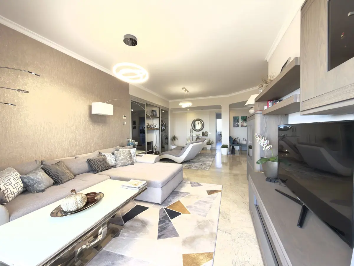 Middle Floor Apartment in Elviria