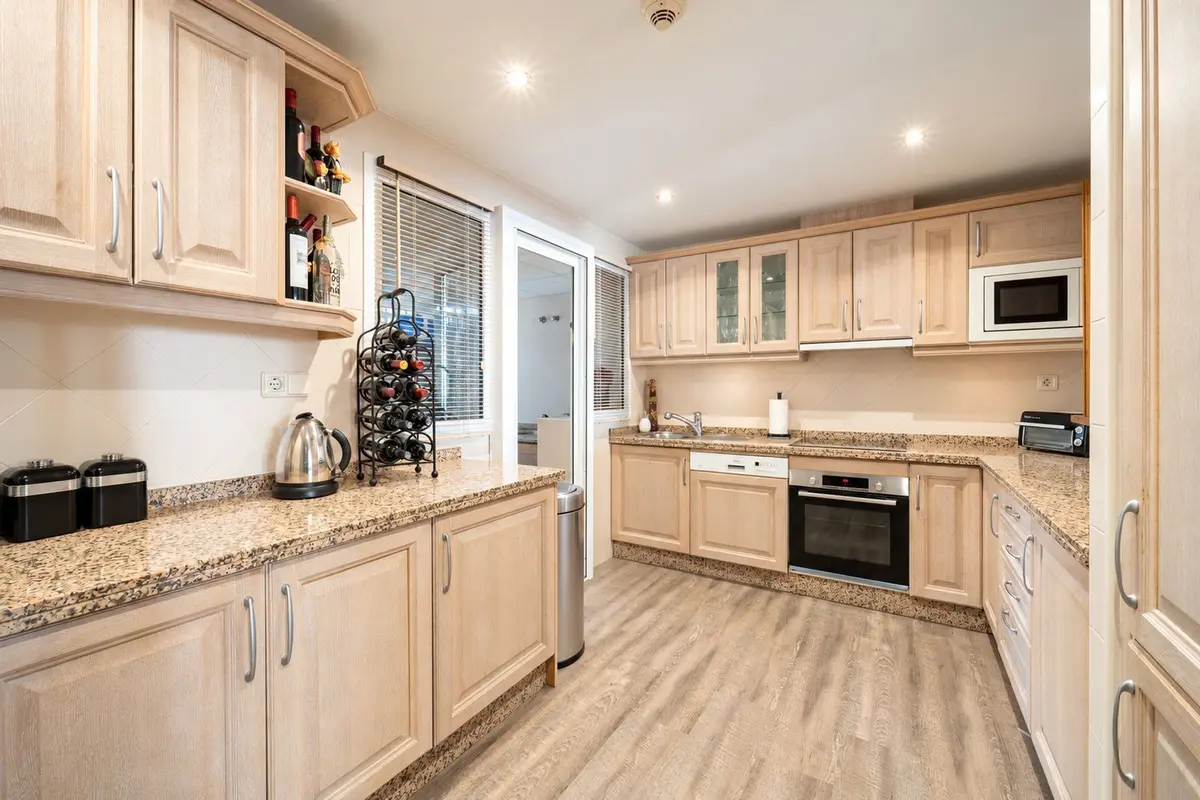 Middle Floor Apartment in Puerto Banús