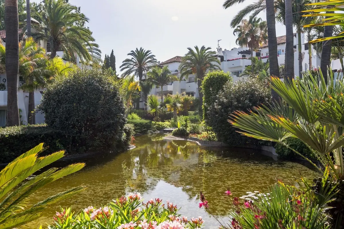 Middle Floor Apartment in Puerto Banús