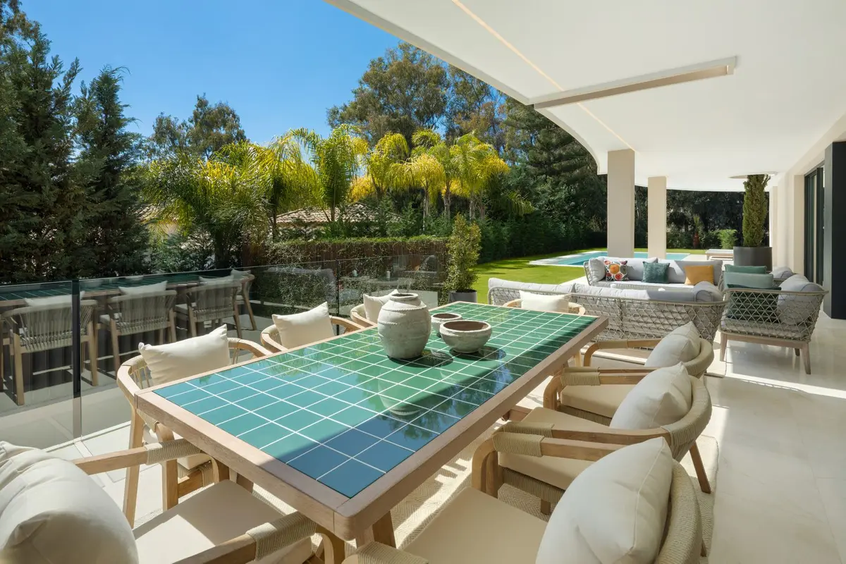 Detached Villa in Nueva Andalucía