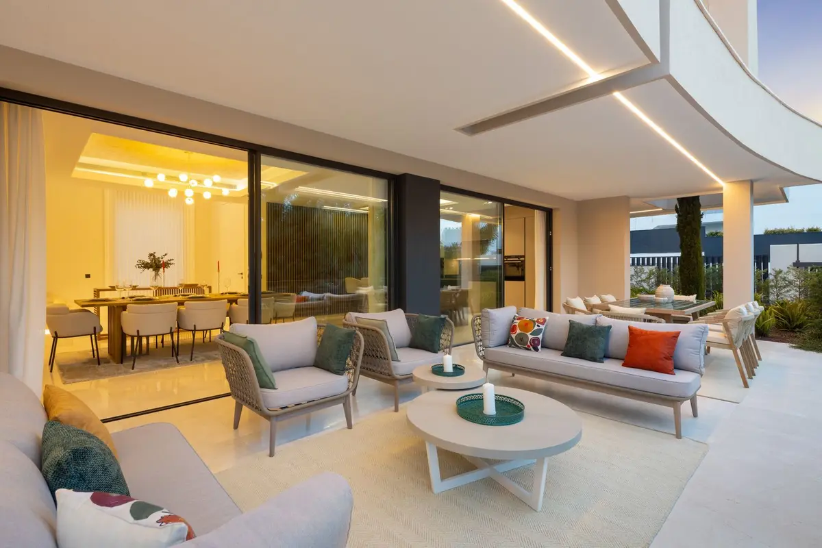 Detached Villa in Nueva Andalucía