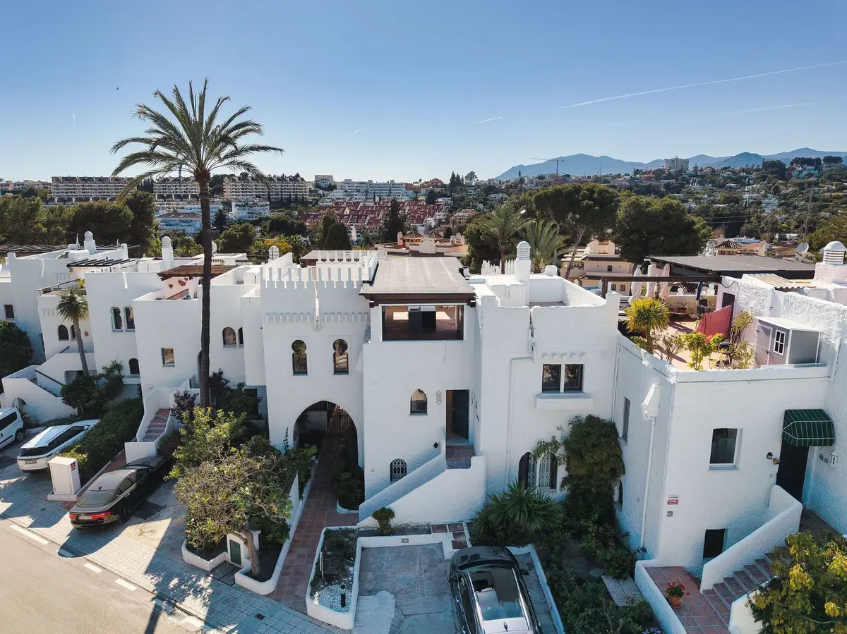 Penthouse in Nueva Andalucía