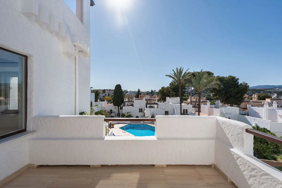 Penthouse in Nueva Andalucía