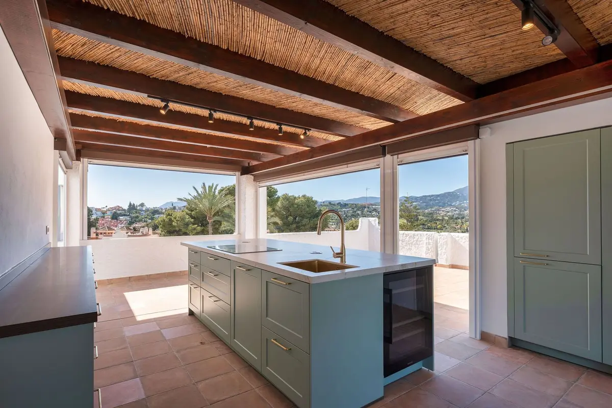 Penthouse in Nueva Andalucía