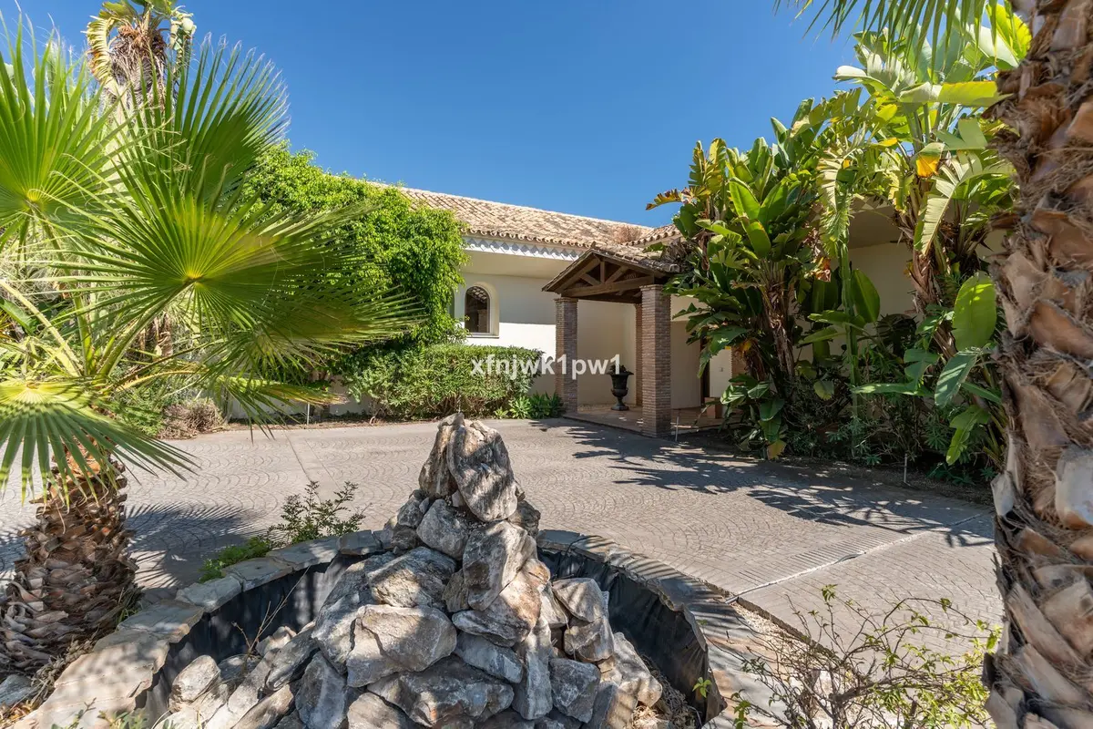 Detached Villa in Benahavís
