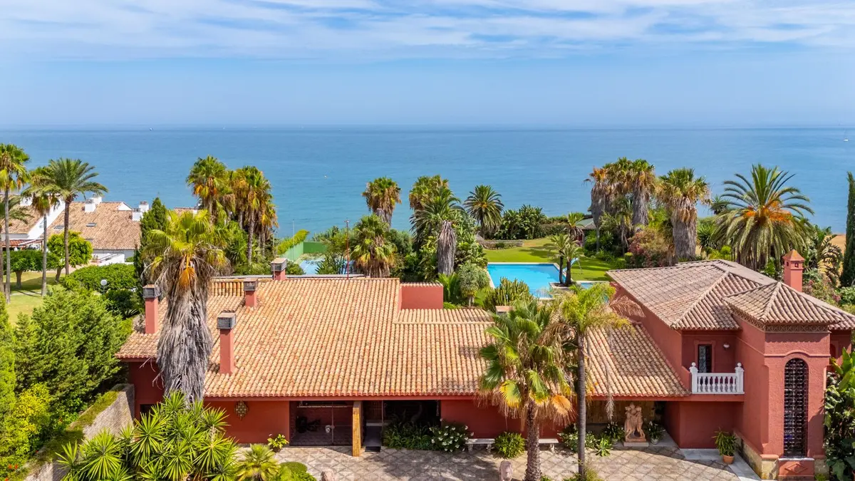 Detached Villa in Estepona