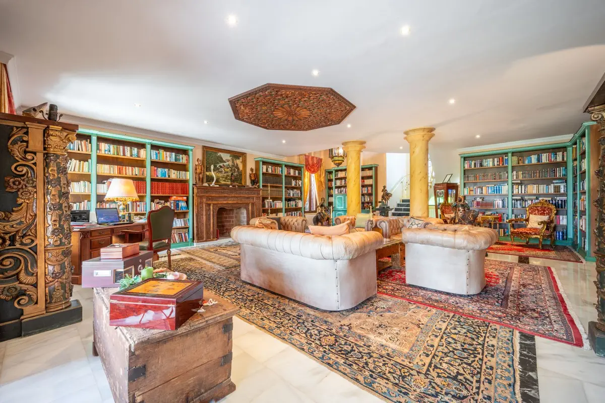 Detached Villa in Estepona