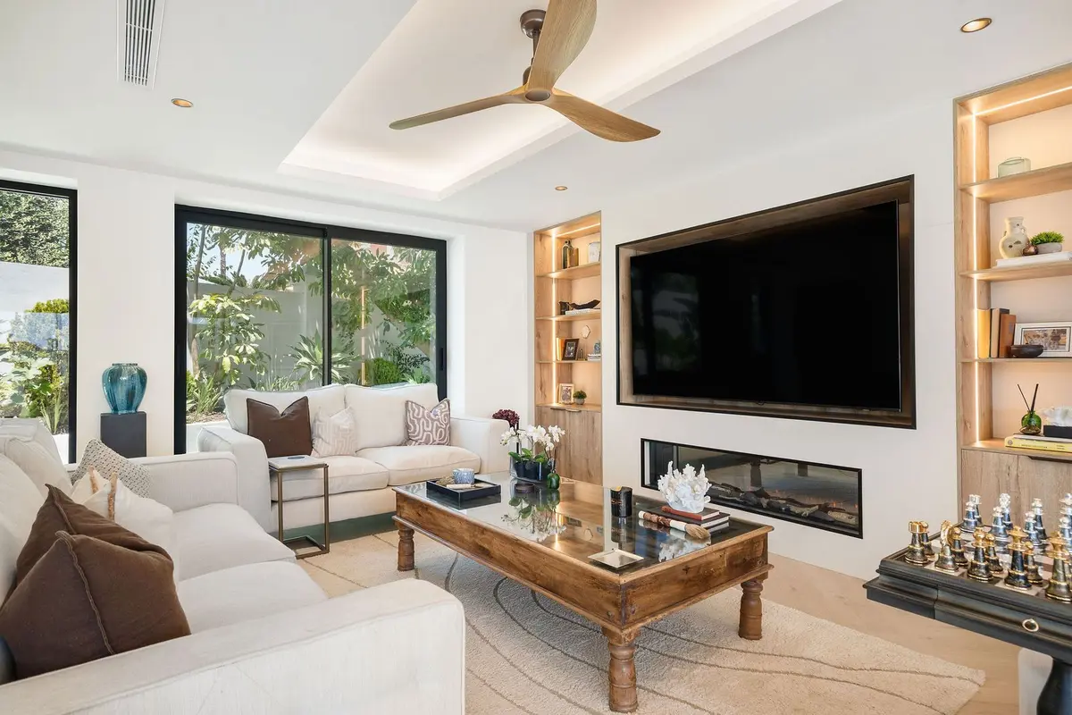 Detached Villa in Bel Air