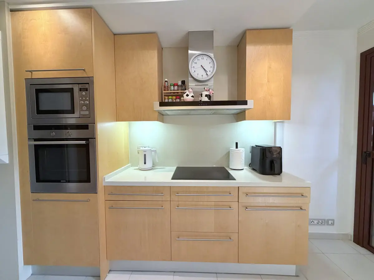 Middle Floor Apartment in Estepona