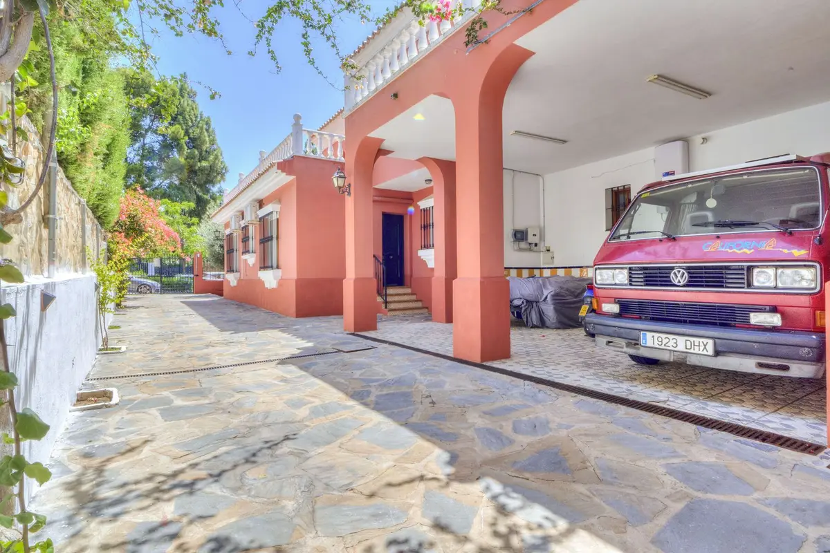 Detached Villa in Marbella