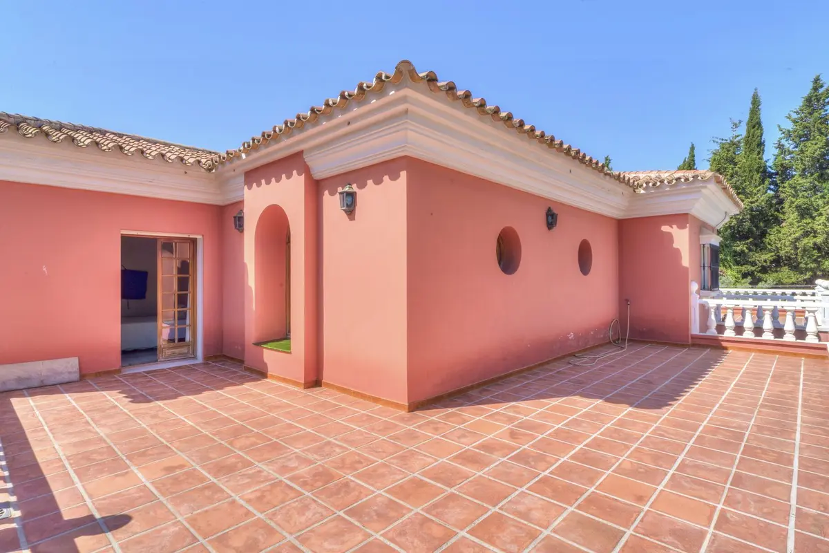 Detached Villa in Marbella