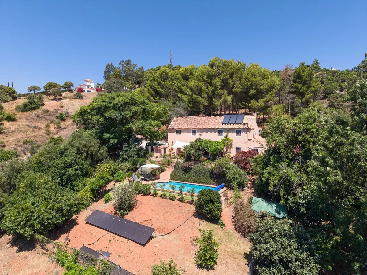 Detached Villa in Estepona