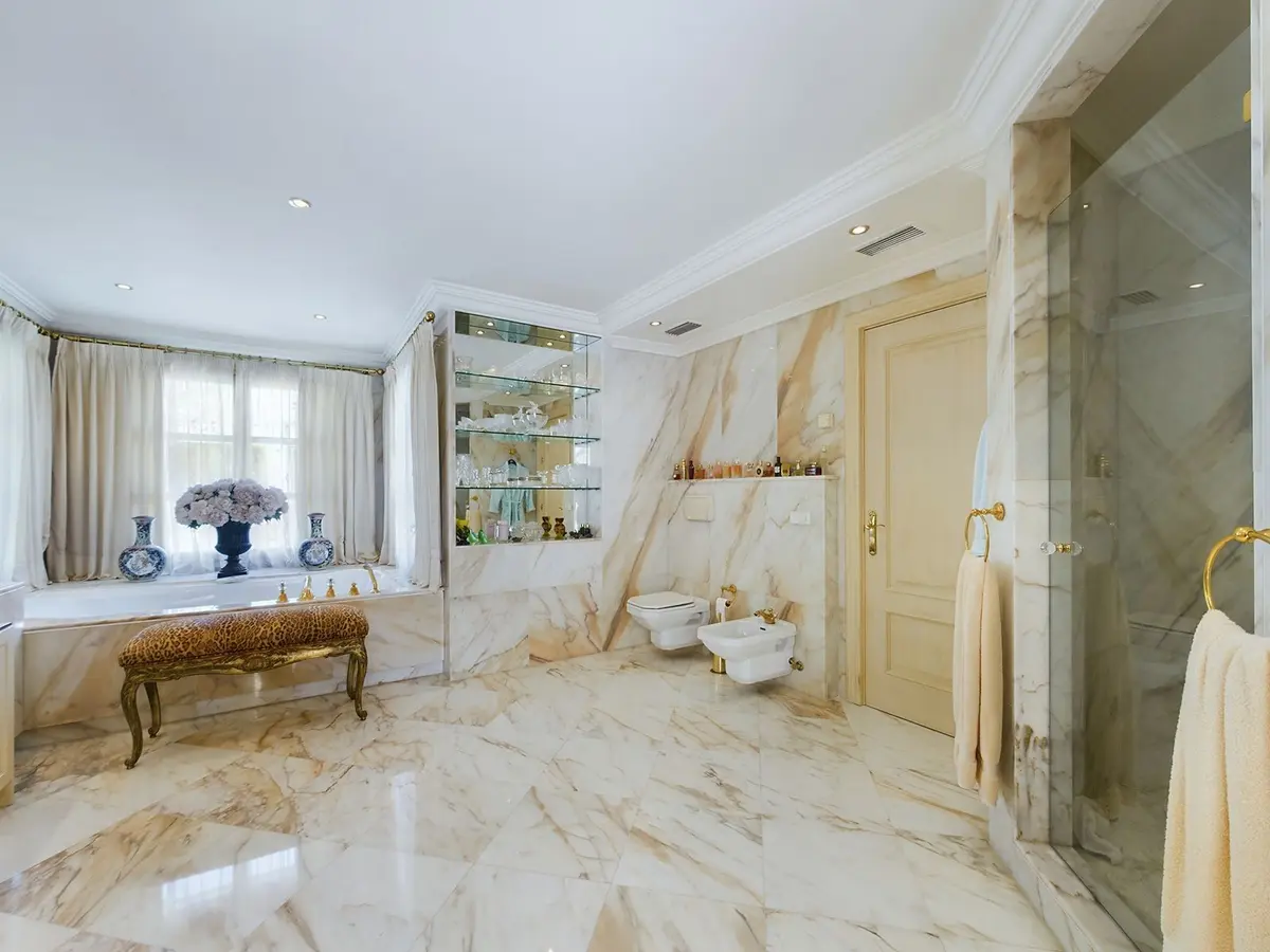Detached Villa in Nueva Andalucía