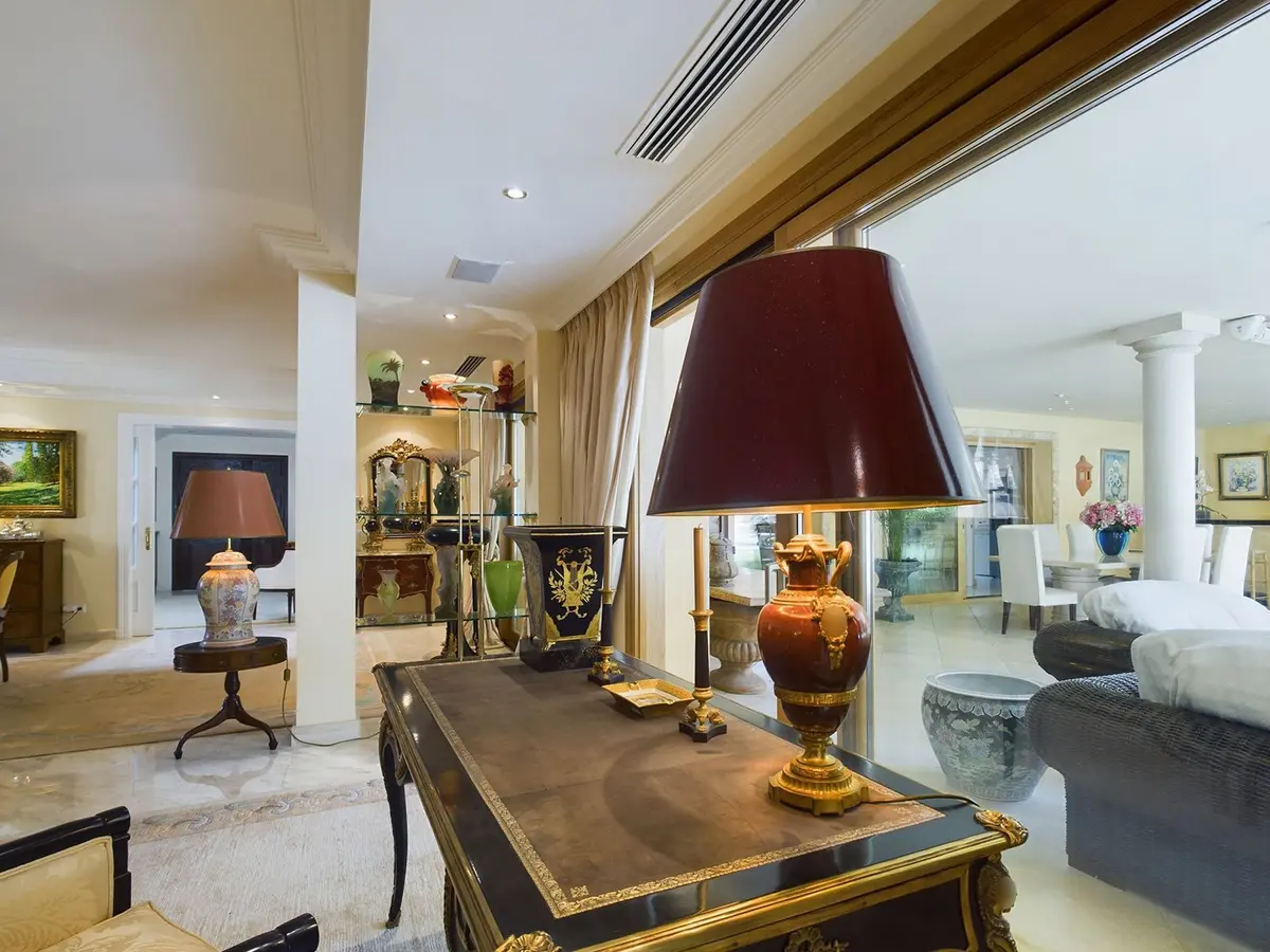 Detached Villa in Nueva Andalucía