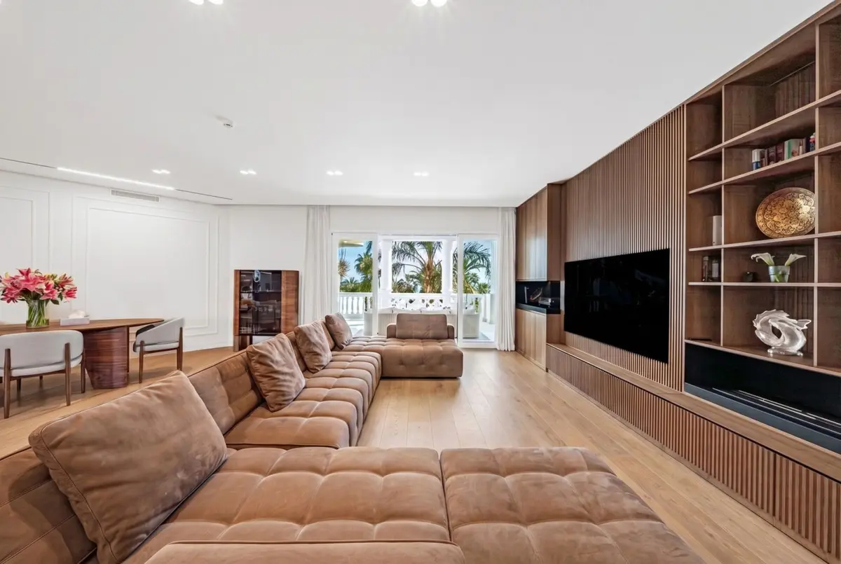 Middle Floor Apartment in Estepona