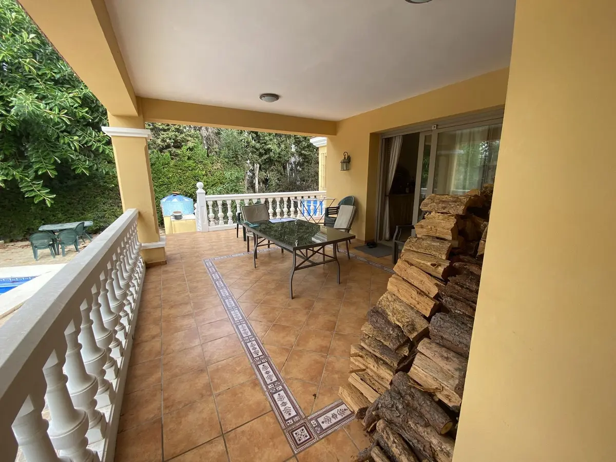 Detached Villa in Nueva Andalucía