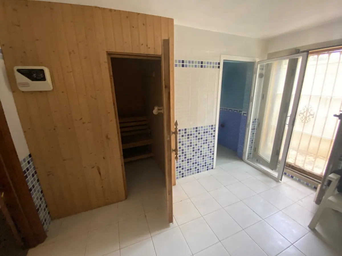 Detached Villa in Nueva Andalucía