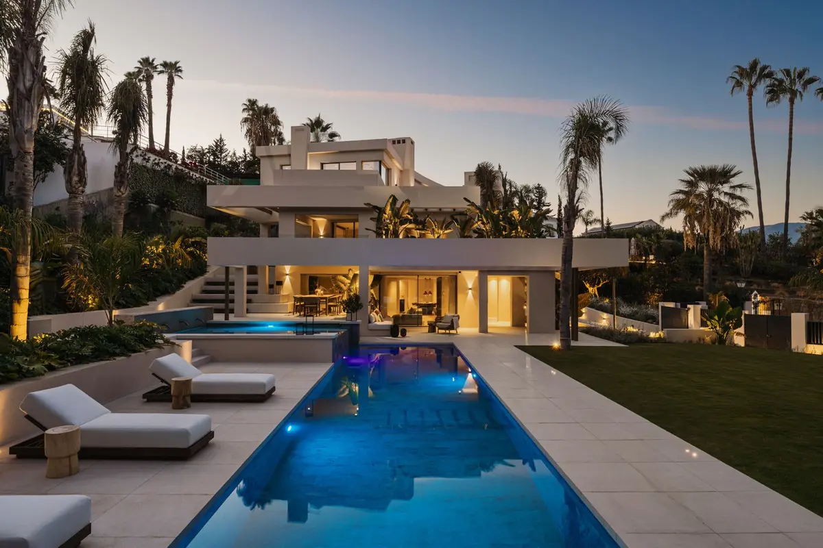 Detached Villa in Nueva Andalucía