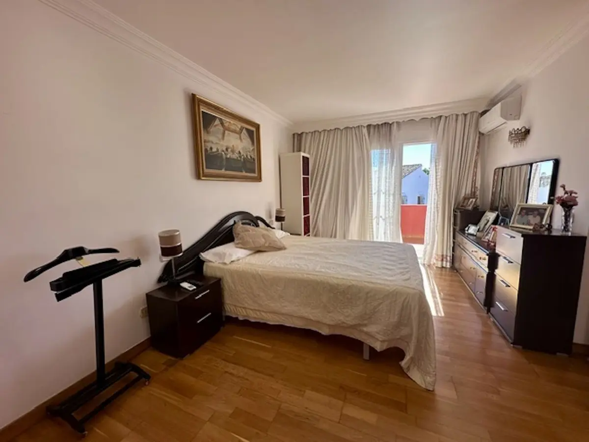 Detached Villa in Marbella