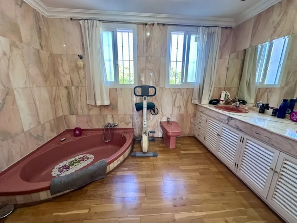 Detached Villa in Marbella