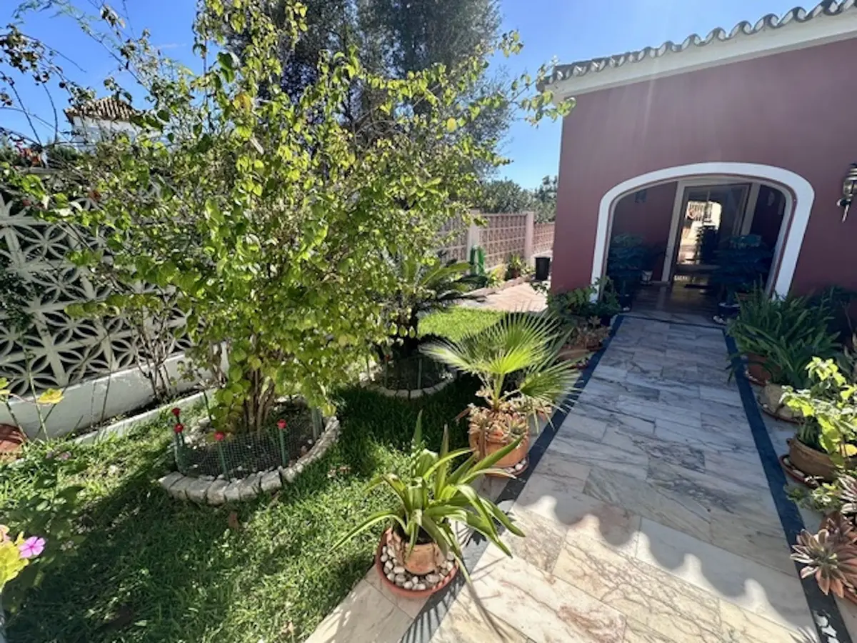 Detached Villa in Marbella