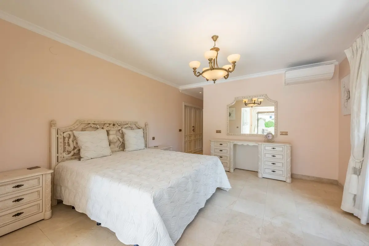 Detached Villa in Estepona