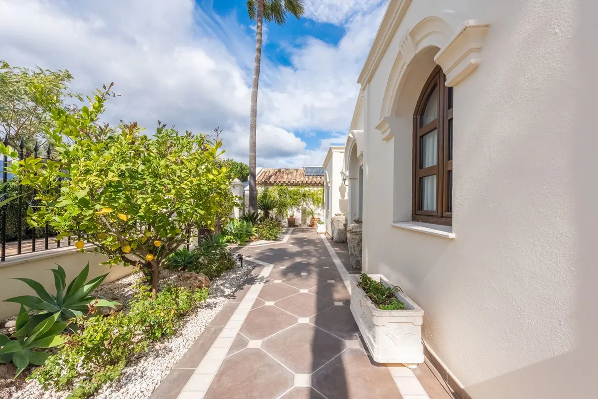 Detached Villa in Estepona