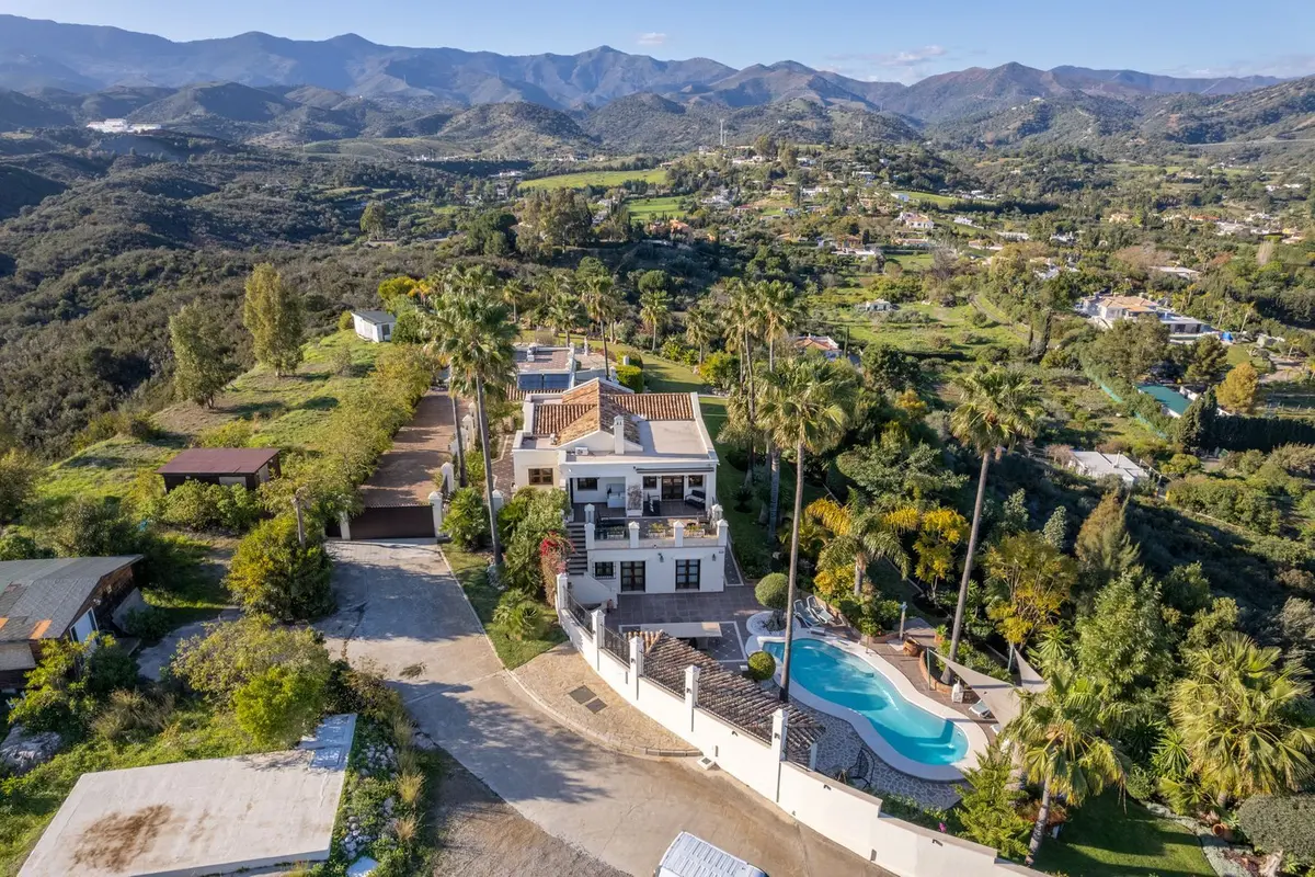 Detached Villa in Estepona