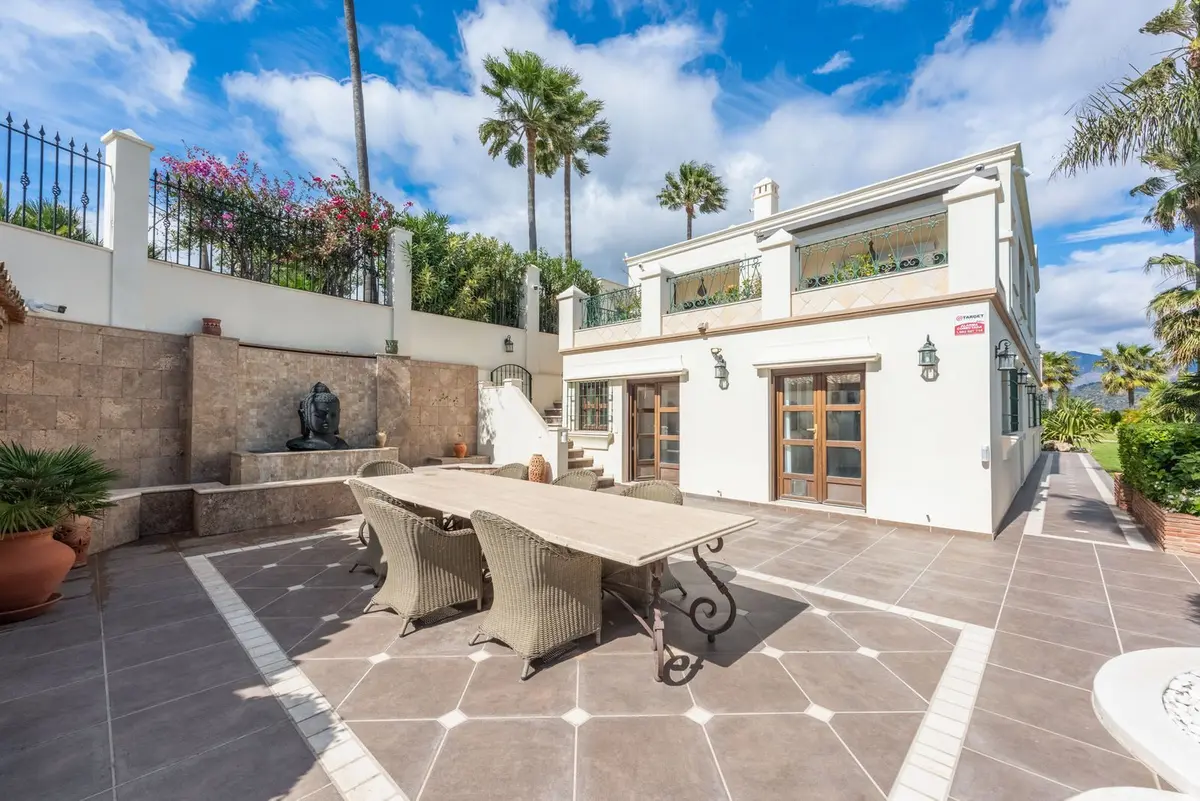 Detached Villa in Estepona