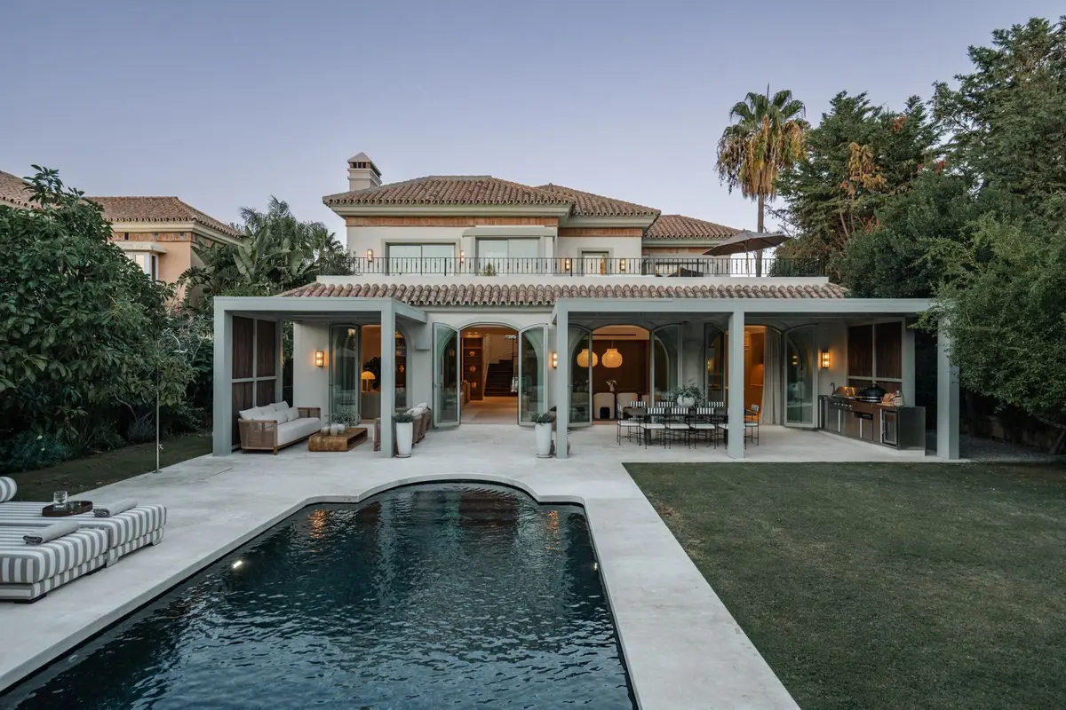 Detached Villa in Nueva Andalucía