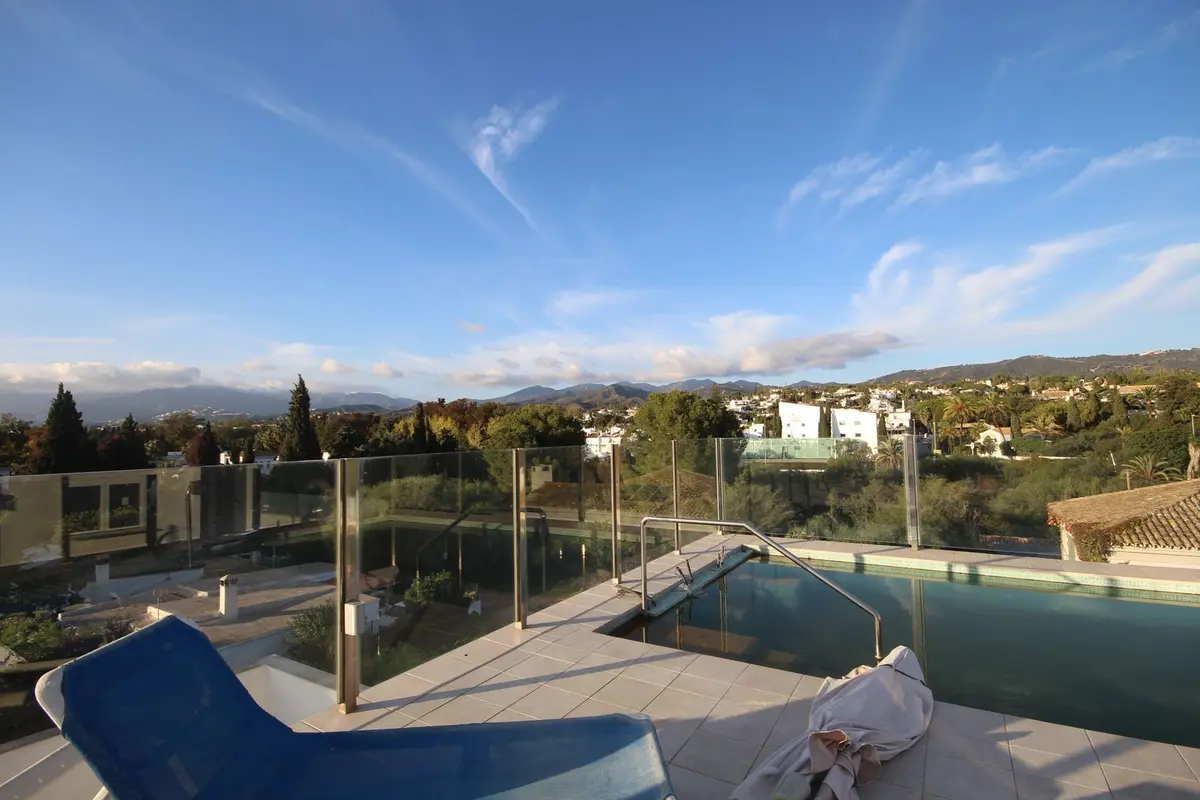 Detached Villa in Elviria
