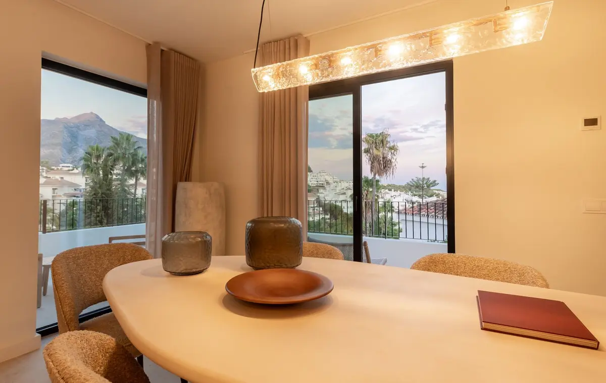 Detached Villa in Nueva Andalucía
