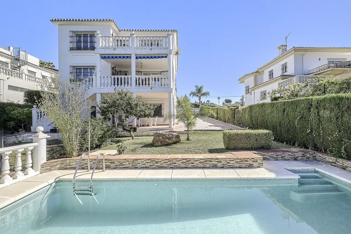 Detached Villa in Elviria